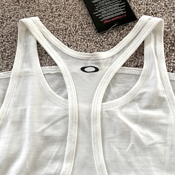 Oakley Racer Back Tank - Picture 4 of 4